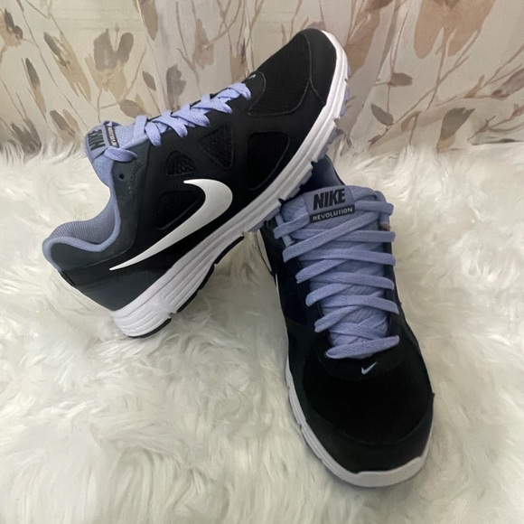 COPY - AUTHENTIC NIKE REVOLUTION 2 BLACK SNEAKER SIZE 9.5 ! - Picture 4 of 7